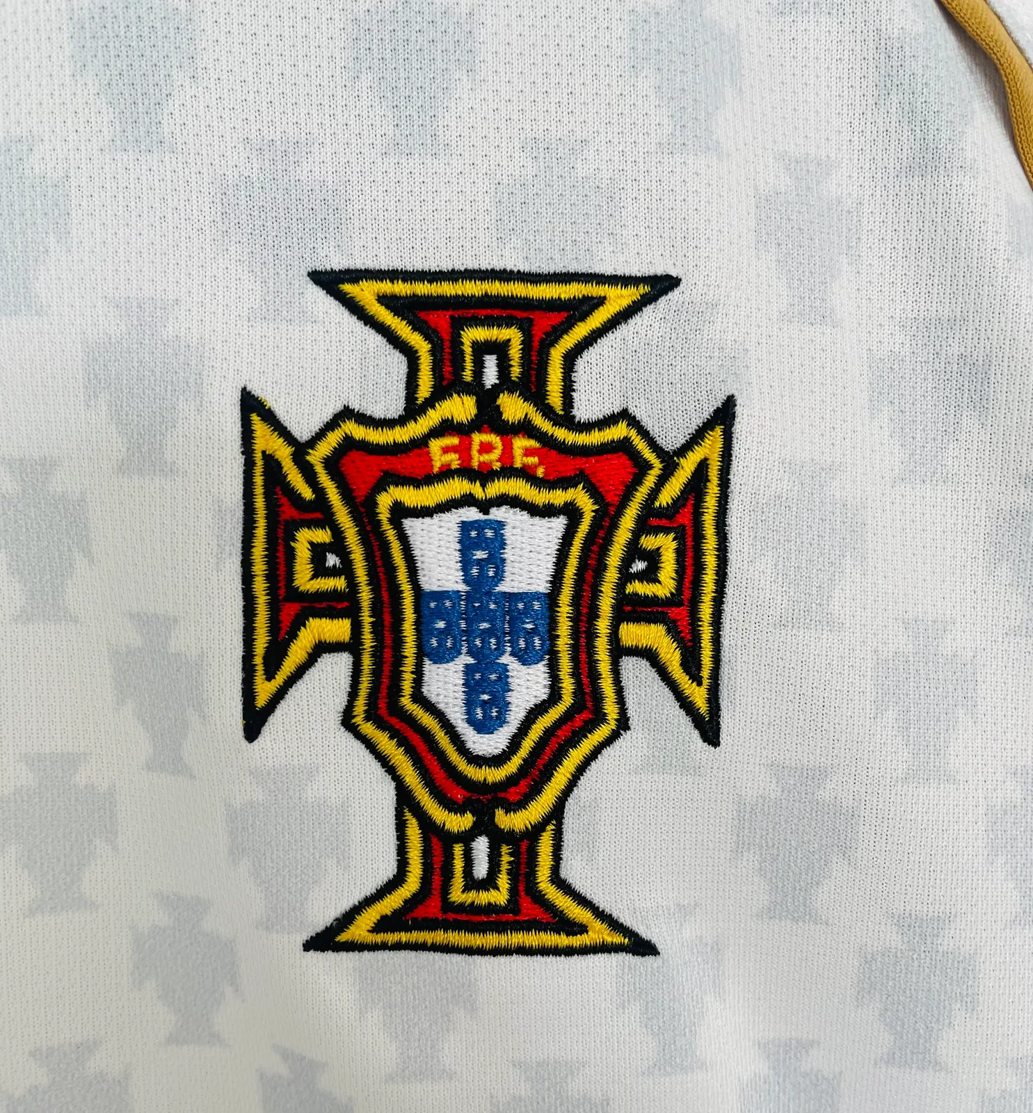 2004 Portugal Away Retro Jersey