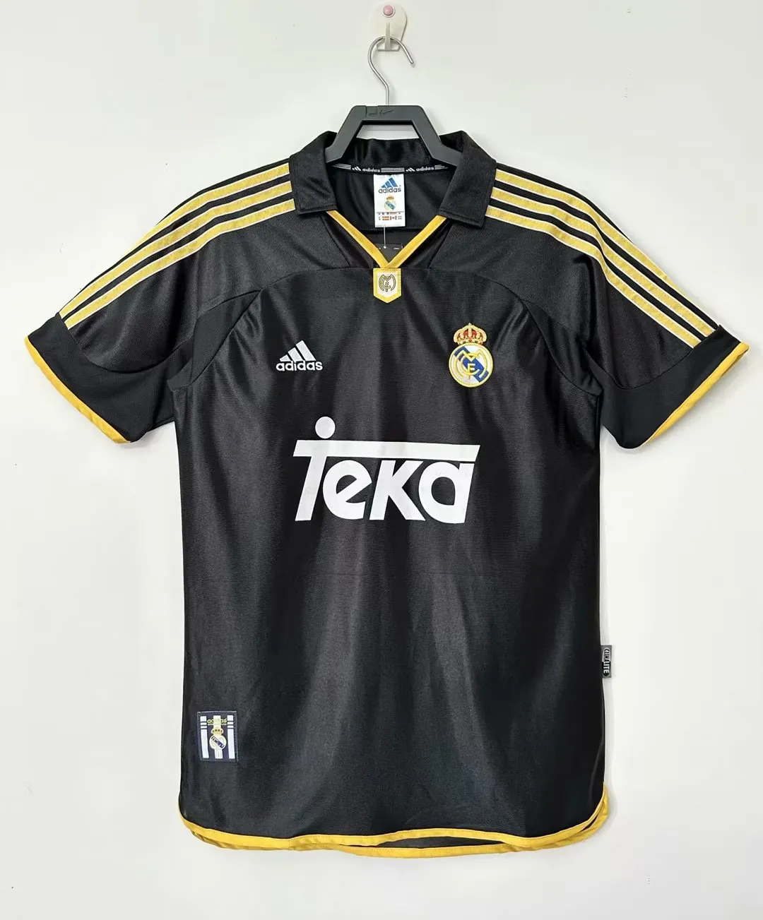 1999-01 Real Madrid Away Retro Jersey