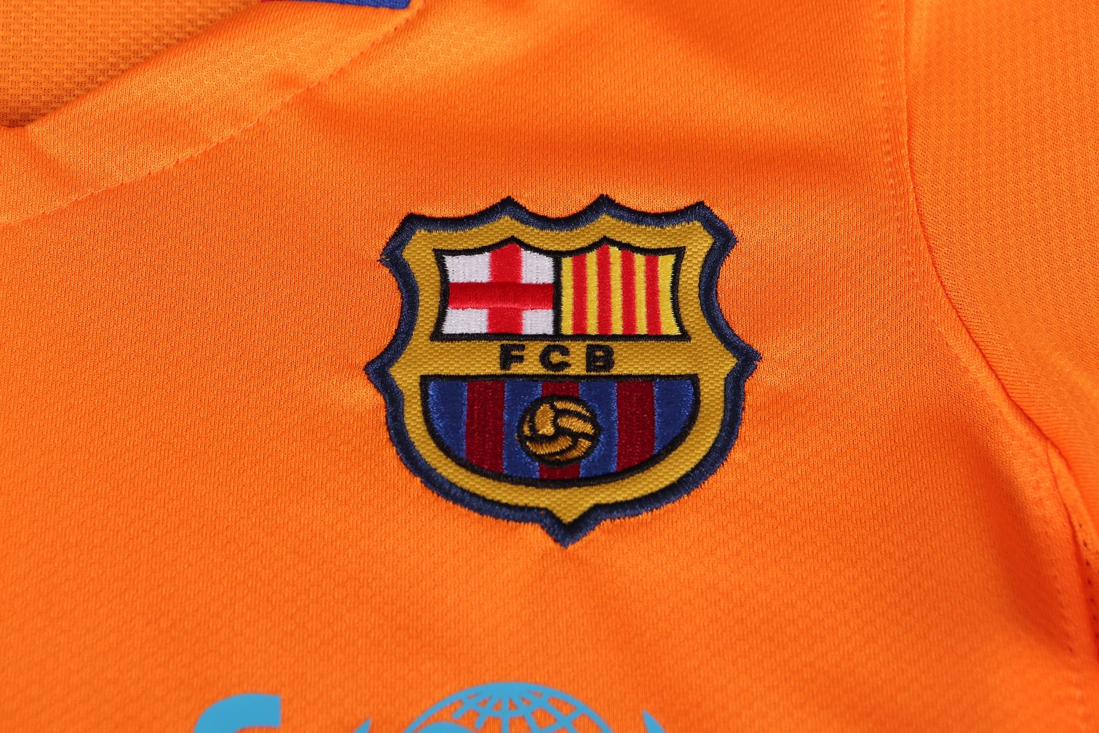 2006-07 Barcelona Away Retro Jersey - Kids
