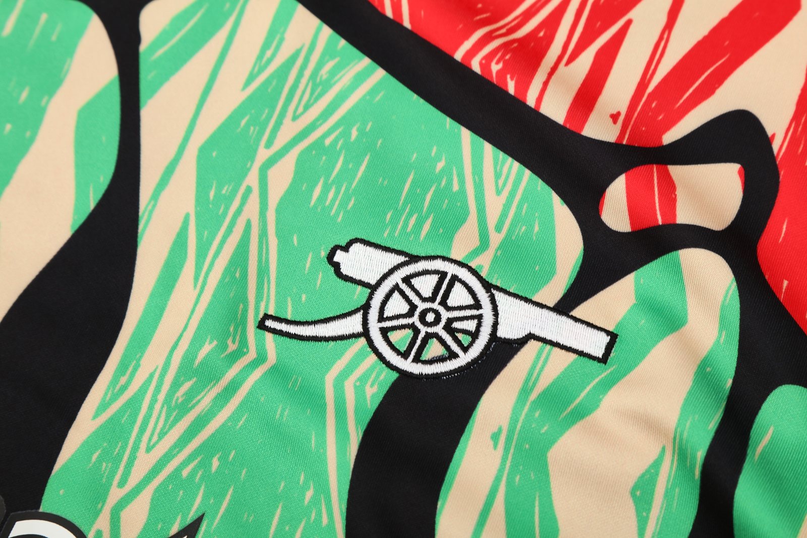 2025-26 Arsenal training kit hooded jersey