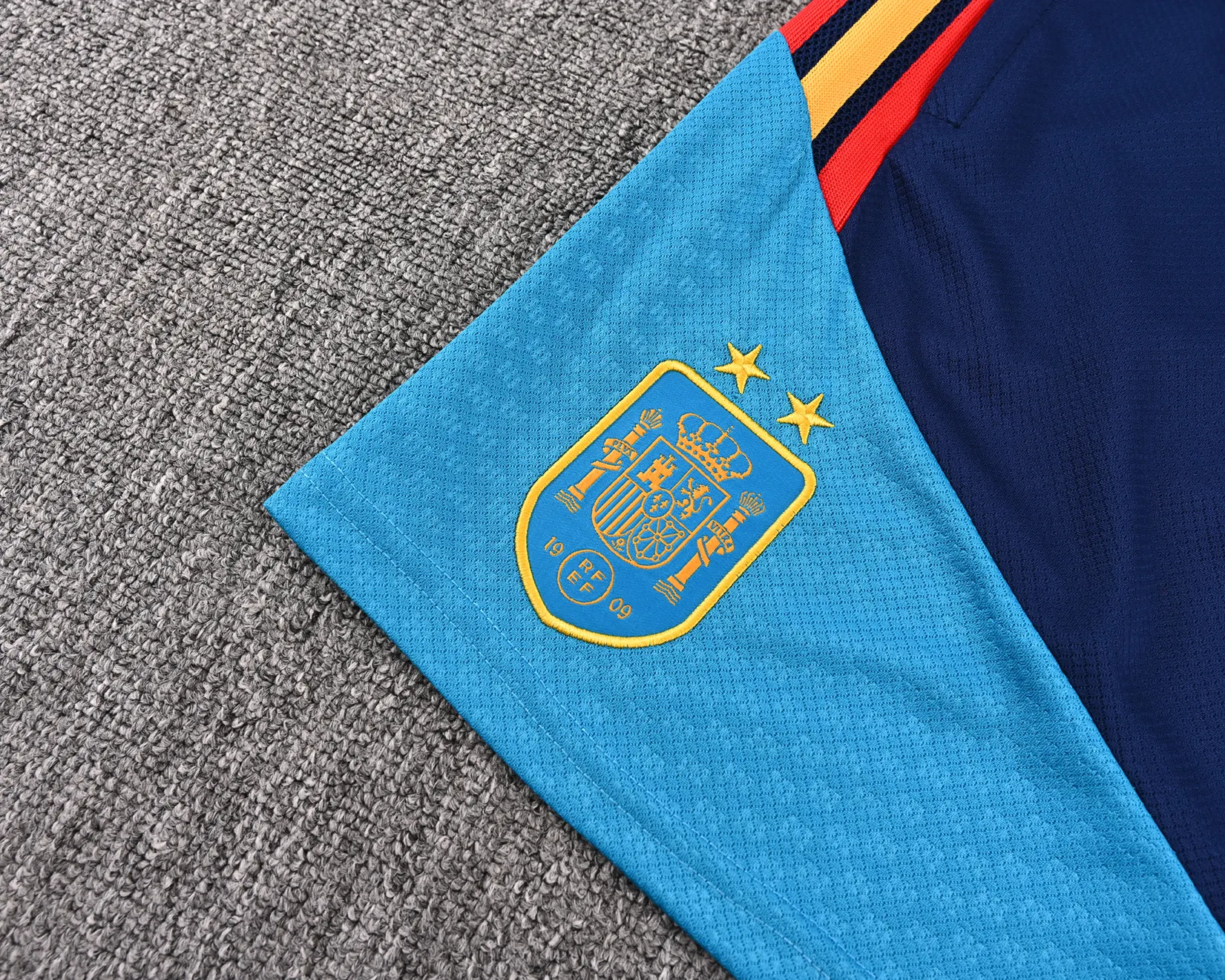 2026-27 Spain training vest jersey