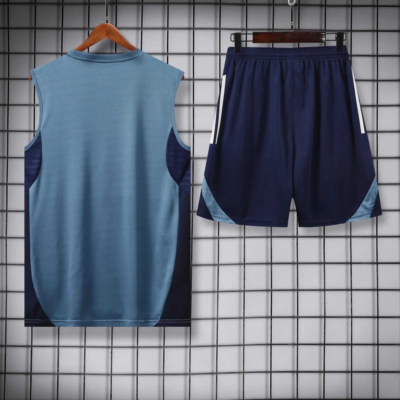 2025-26 Arsenal training vest jersey