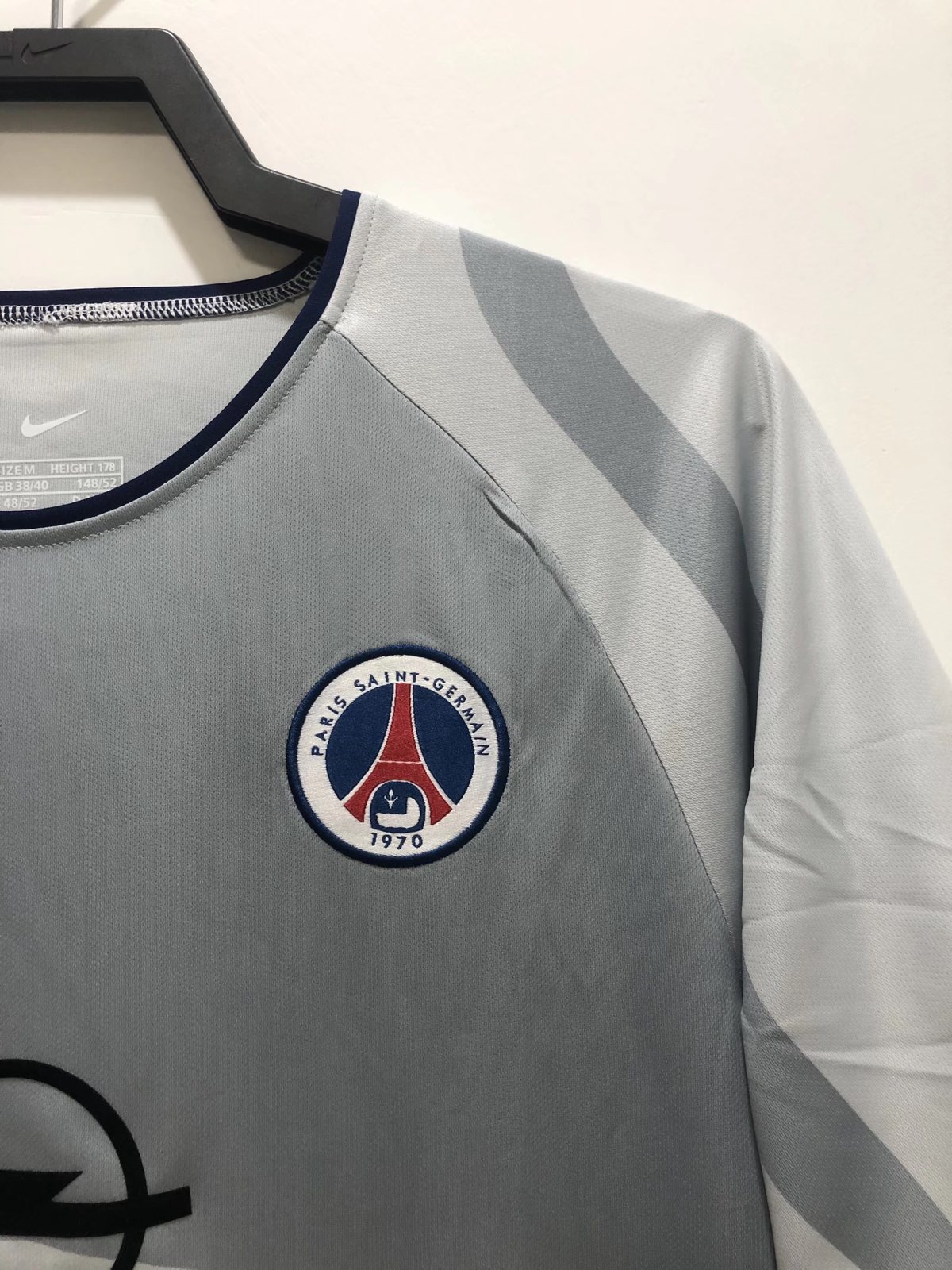 2001 Paris retro away jersey