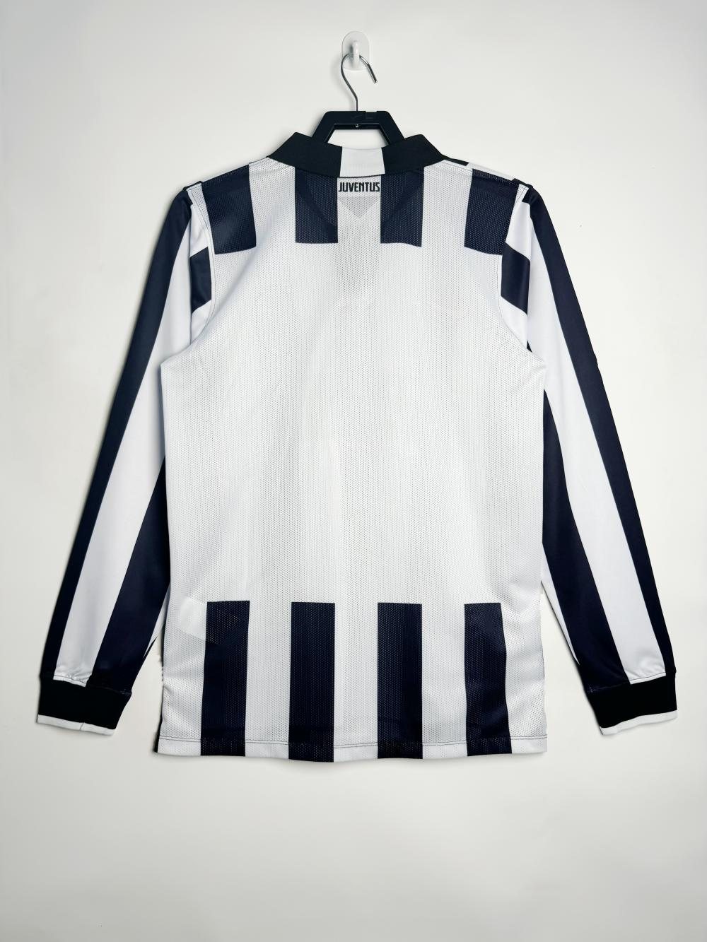 2014-15 Juventus Home Long-Sleeve Retro Jersey