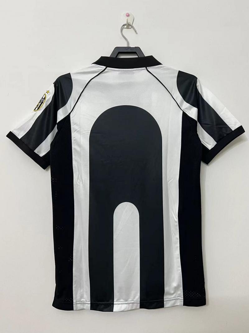 1997-98 Juventus Home Retro Jersey