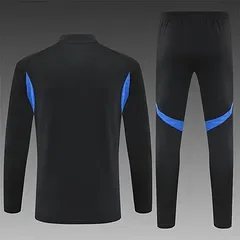 2025-26 Manchester United Black Half-Raised Training Jersey