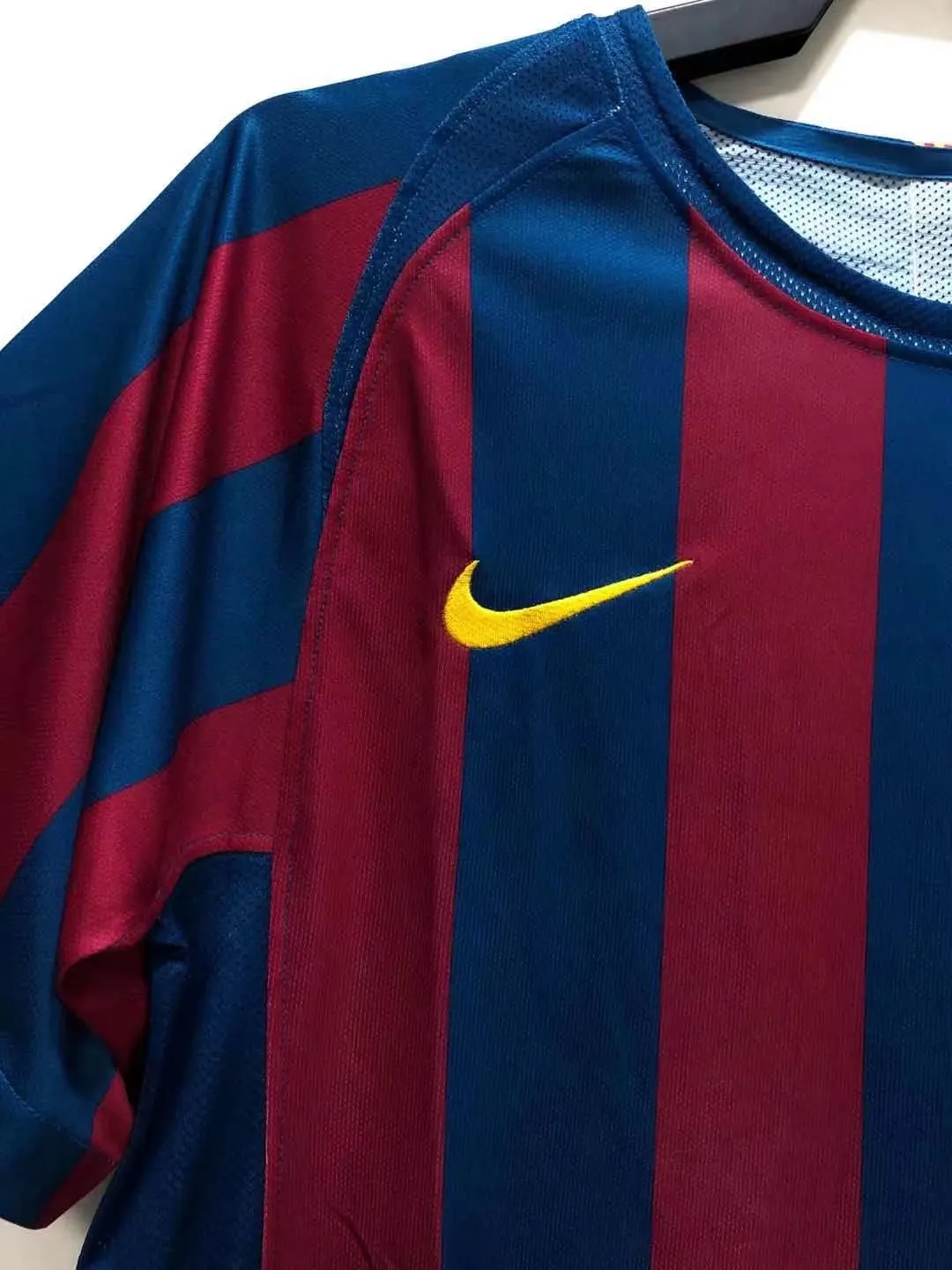 2005-06 Barcelona Home Retro Jersey - Champions League Edition