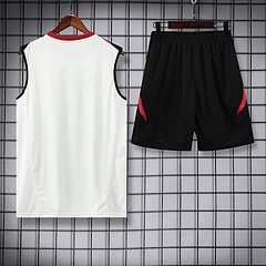 2025-26 Manchester United training vest jersey