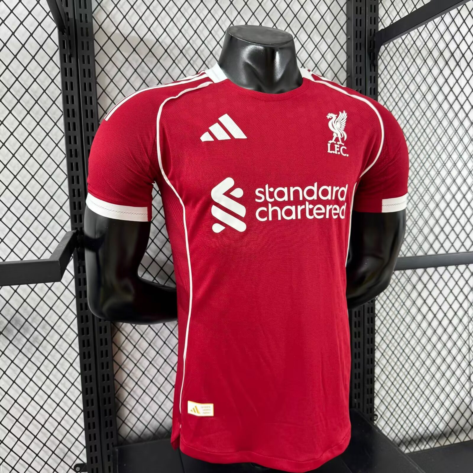 2025-26 Liverpool Home Shirt - Player Edition