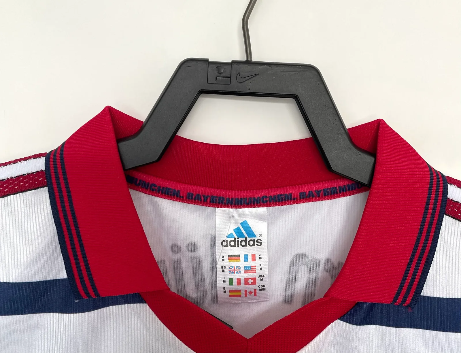 1998-00 Bayern away retro jersey