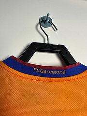 2006-07 Barcelona Away Retro Jersey