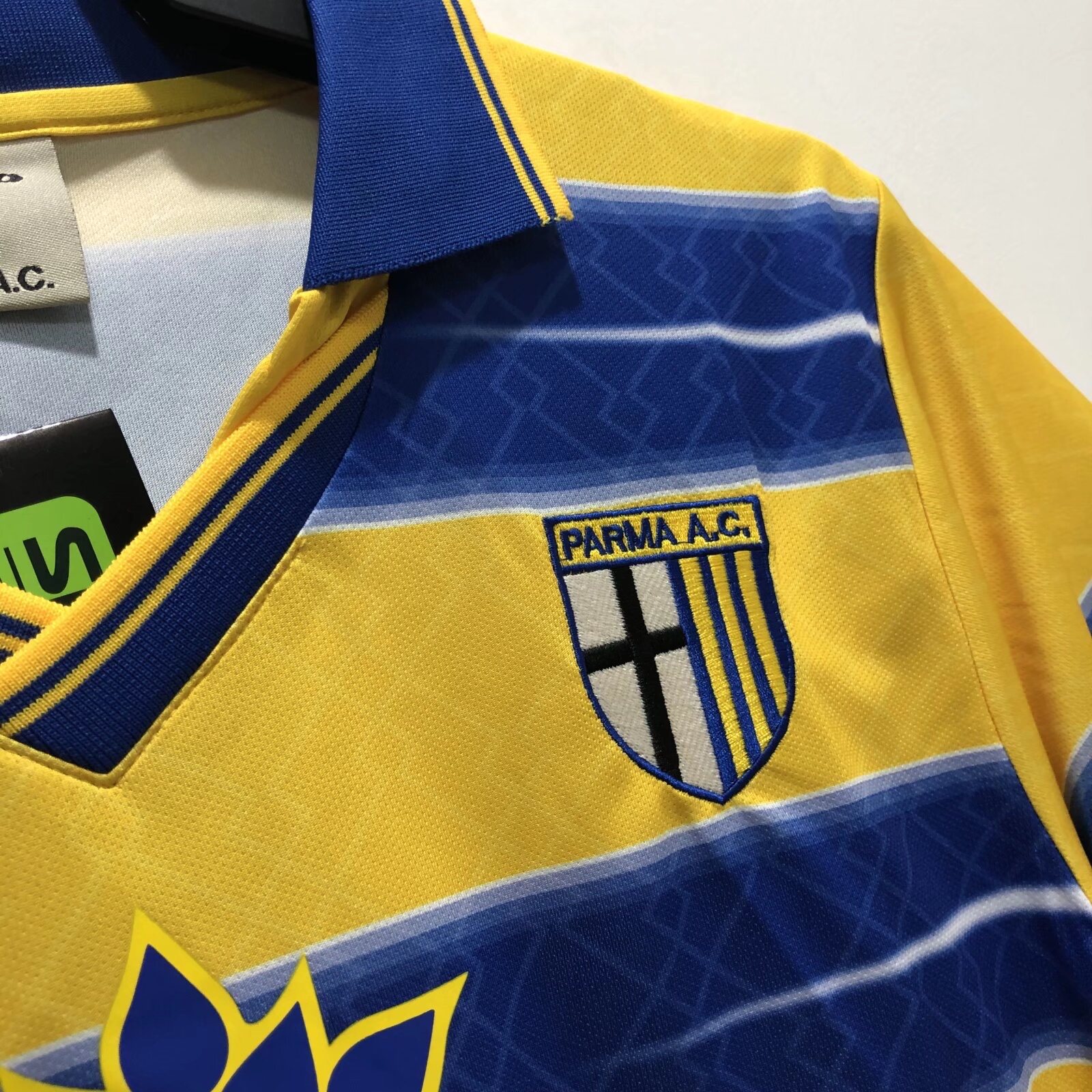 1998-99 Parma Home Retro Jersey