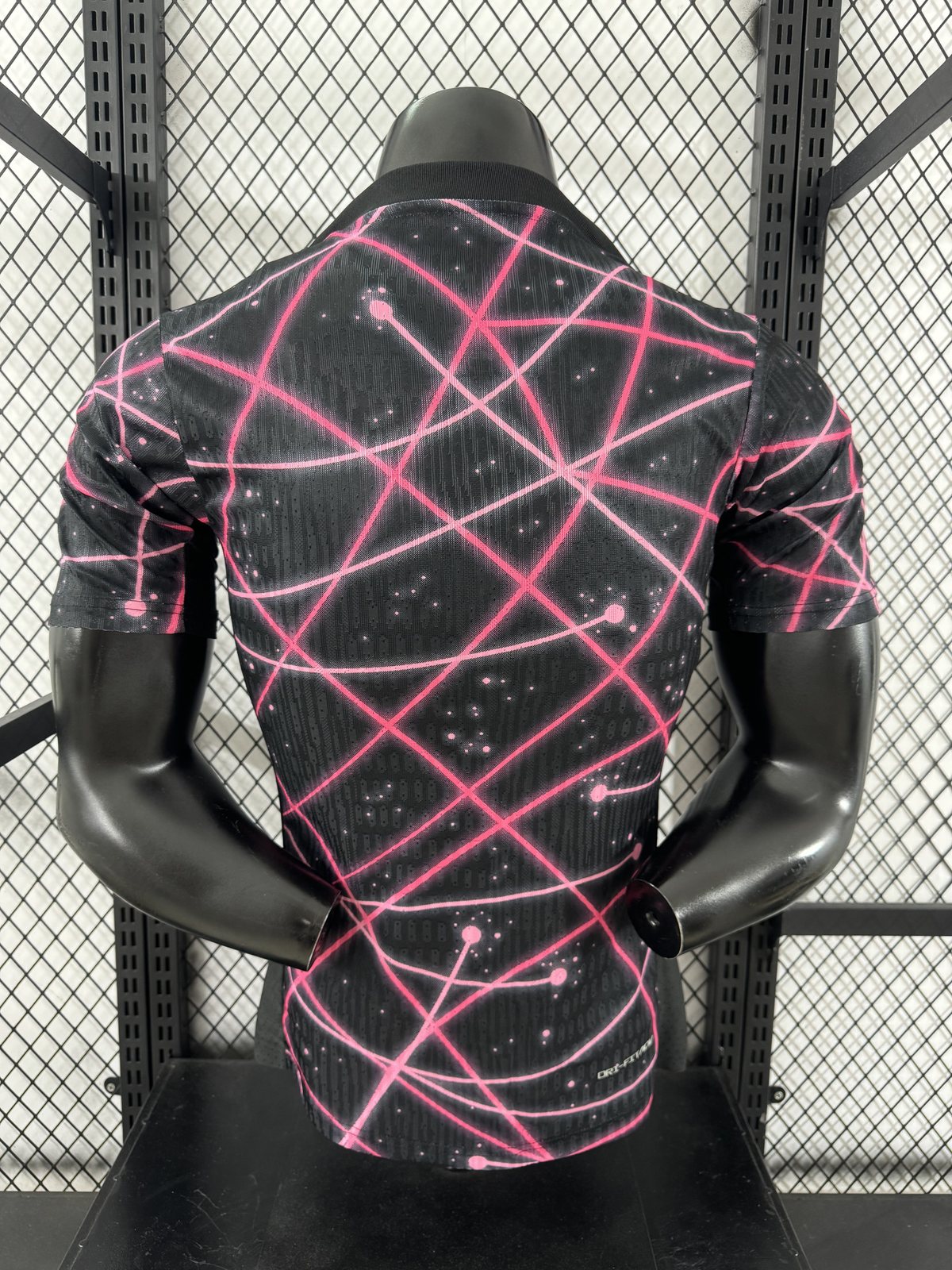 2025-26 Paris Saint-Germain Goalkeeper Jersey – Player Version