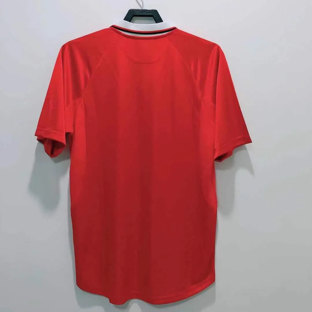 1999-00 Manchester United home retro jersey