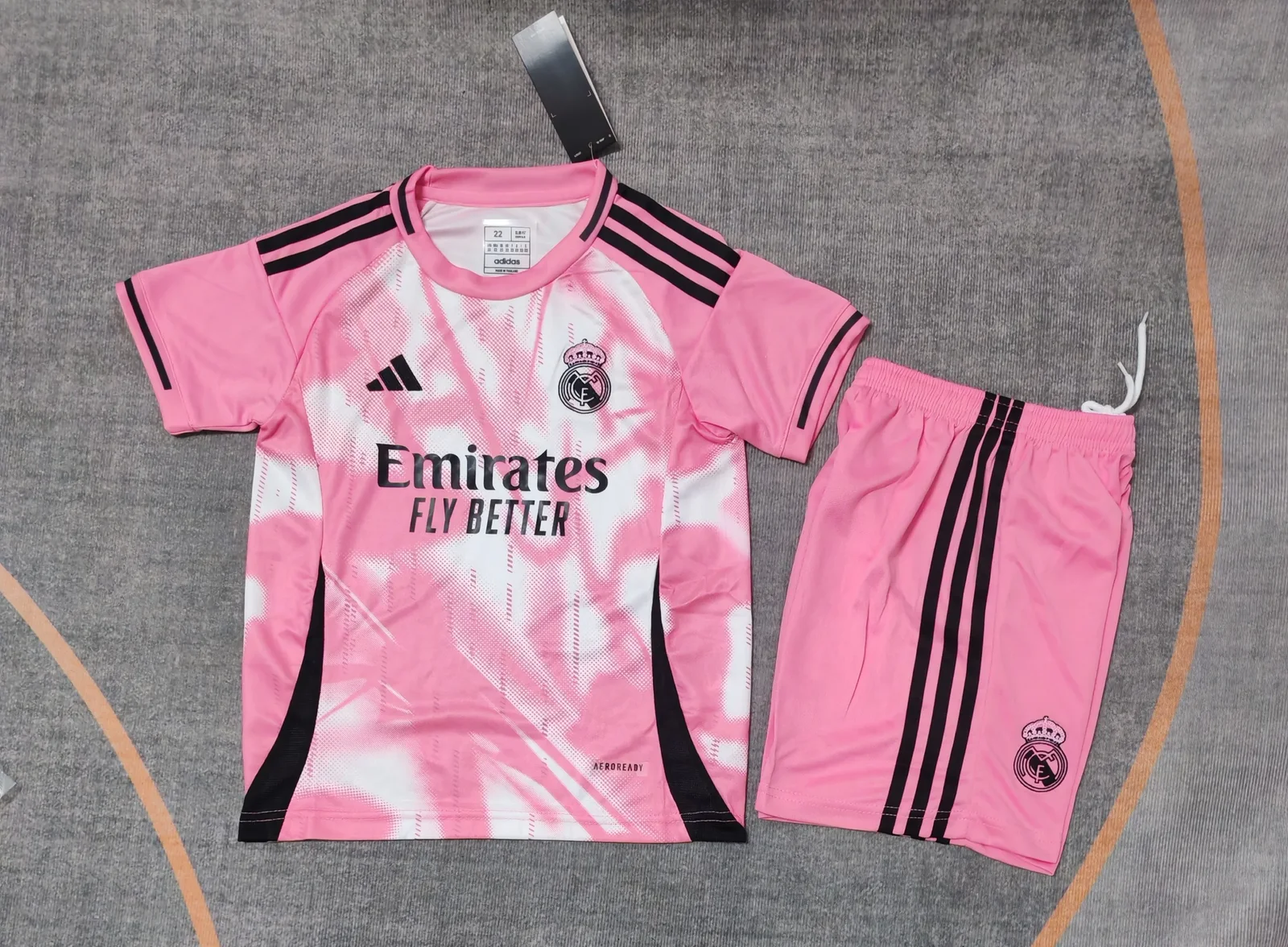 2025-26 Real Madrid Pink Special Edition Jersey – Kids'