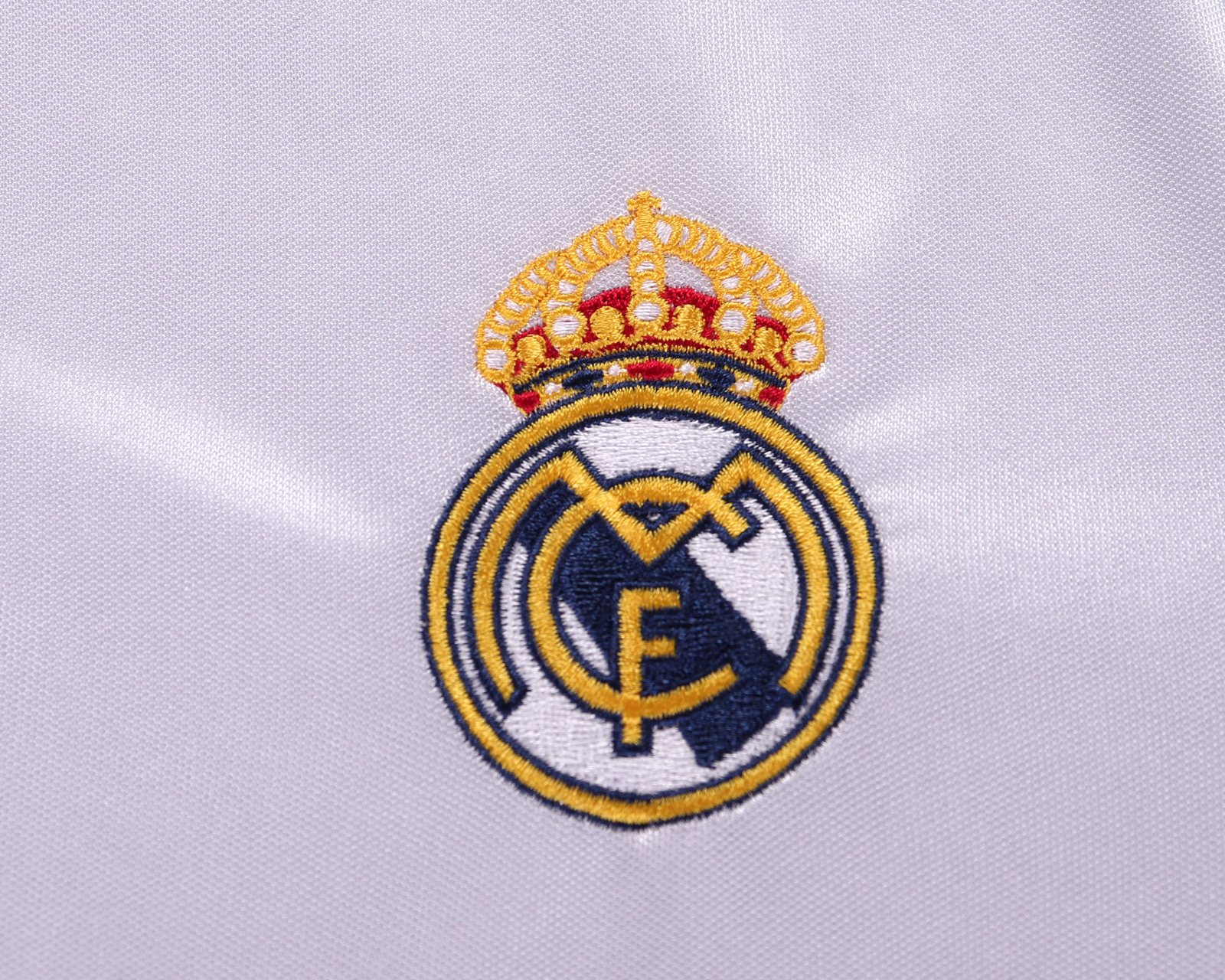 2004-05 Real Madrid Home Shirt – Kids