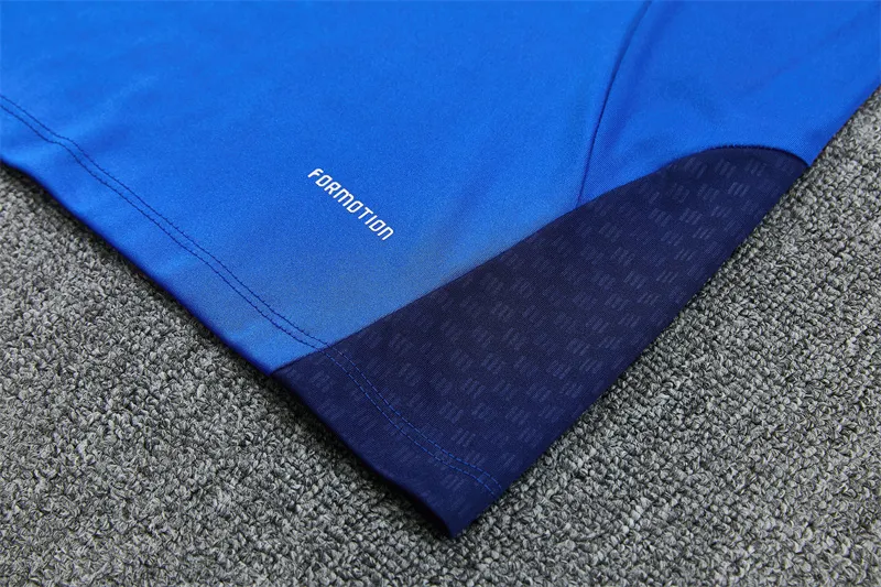 2026-27 Manchester United light blue half-zip training jersey