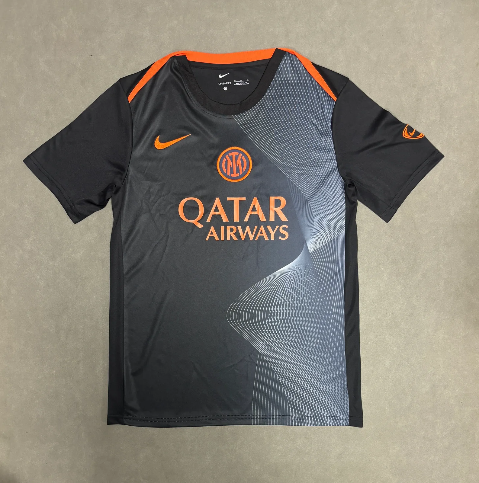 2025-26 Inter Milan Training Jersey – Fan Version