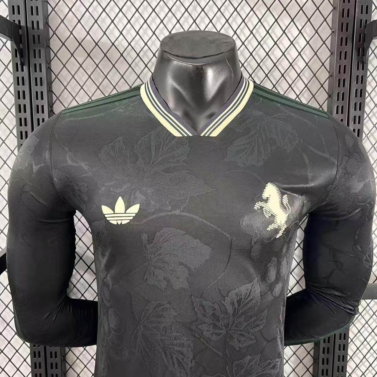 2025-26 Juventus Second Away Long-Sleeve Jersey - Player Version