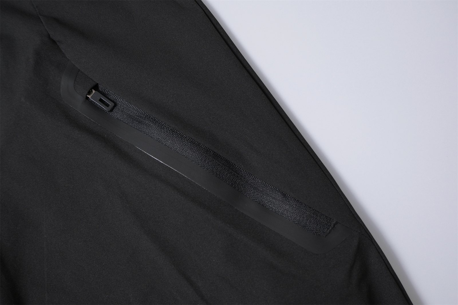 2026-27 Spain Hooded Waterproof Windbreaker