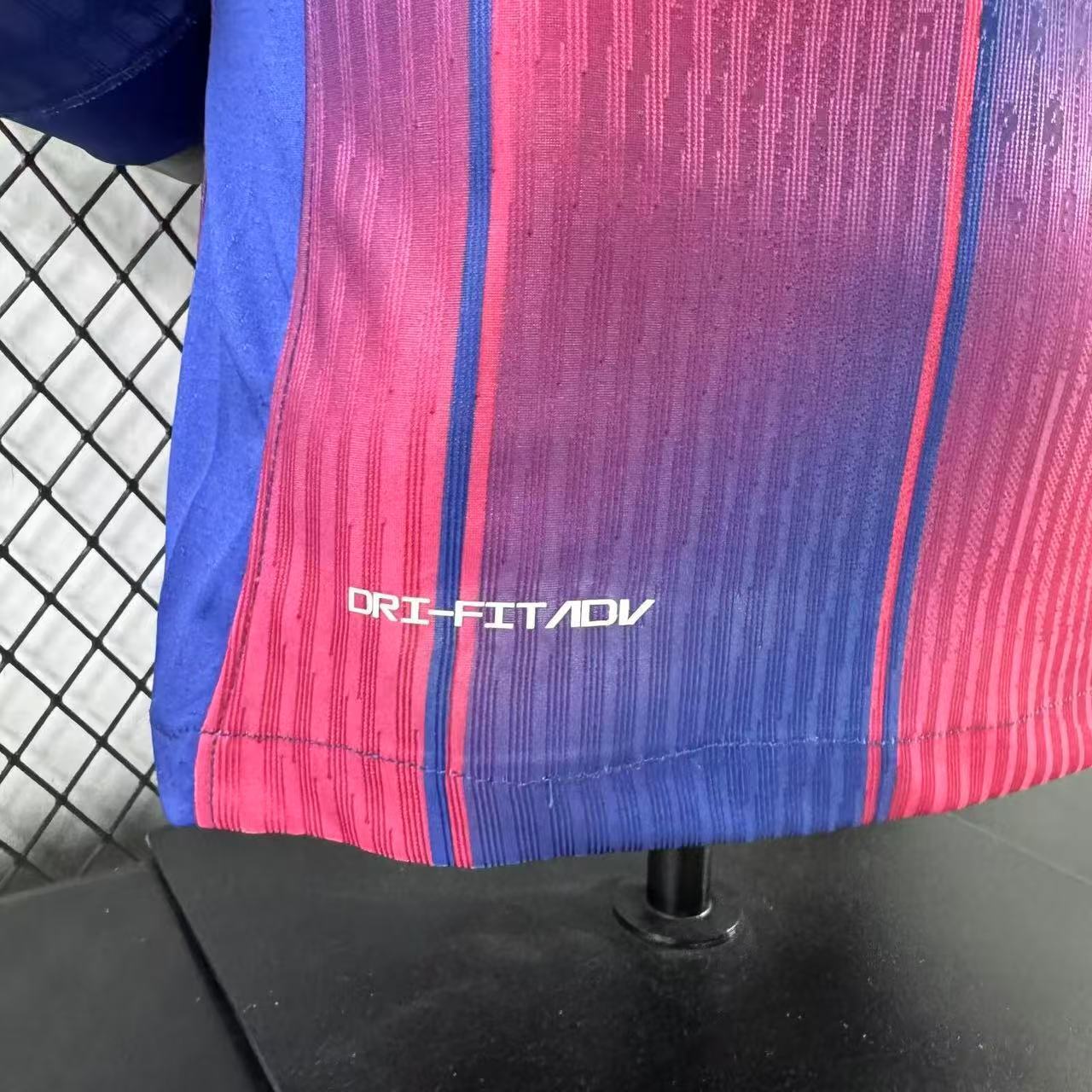 2025-26 Barcelona Home Long-Sleeve Jersey – Player Version