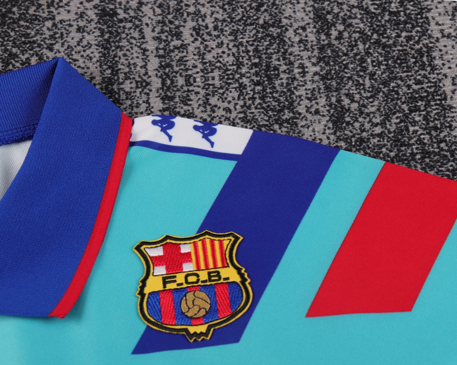 1992-95 Barcelona Away Retro Shirt - Kids Sizes