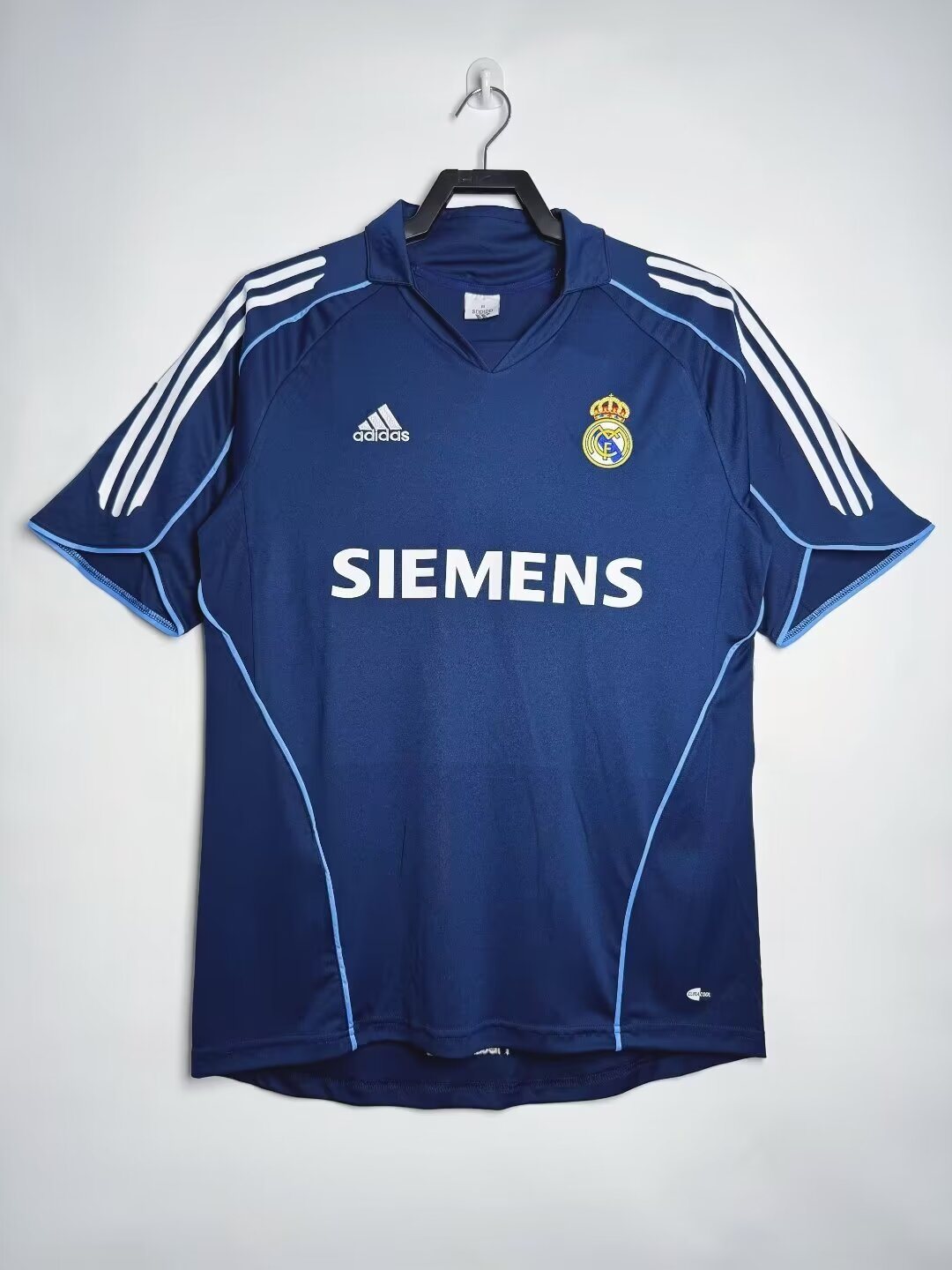 2005-06 Real Madrid Away Retro Jersey