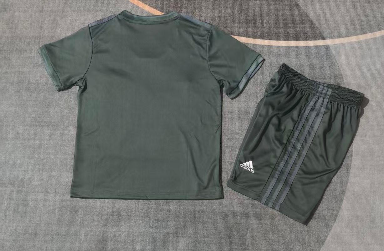 2026-27 Real Madrid Training Jersey - Kids