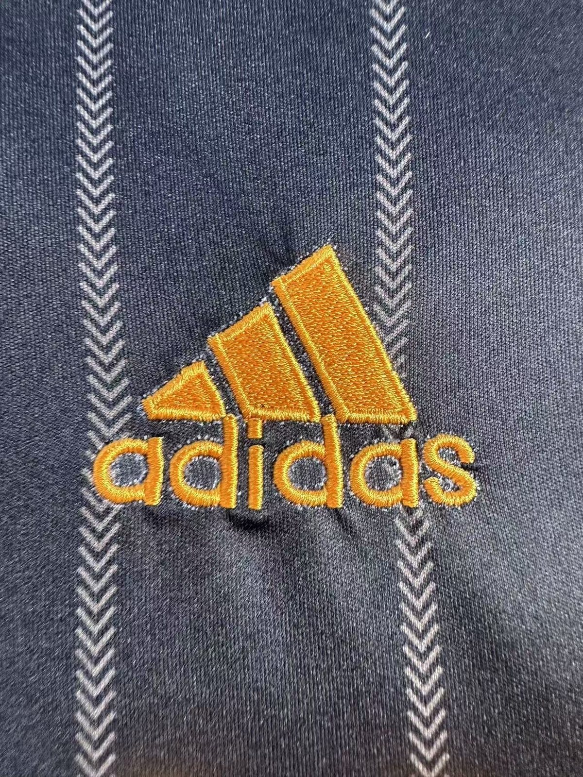 2010-11 Chelsea Away Retro Jersey