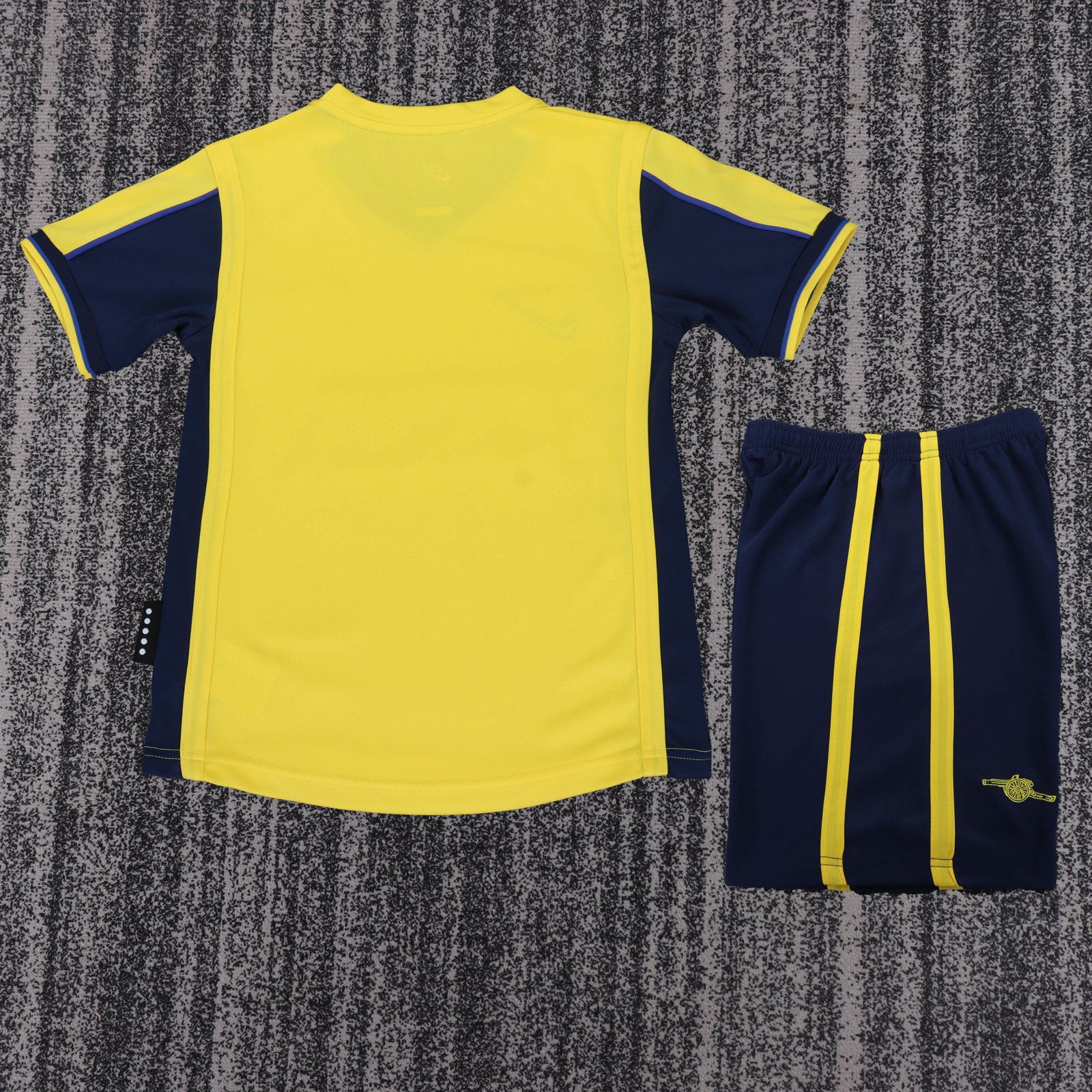 2000-01 Arsenal Away Retro Jersey - Kids