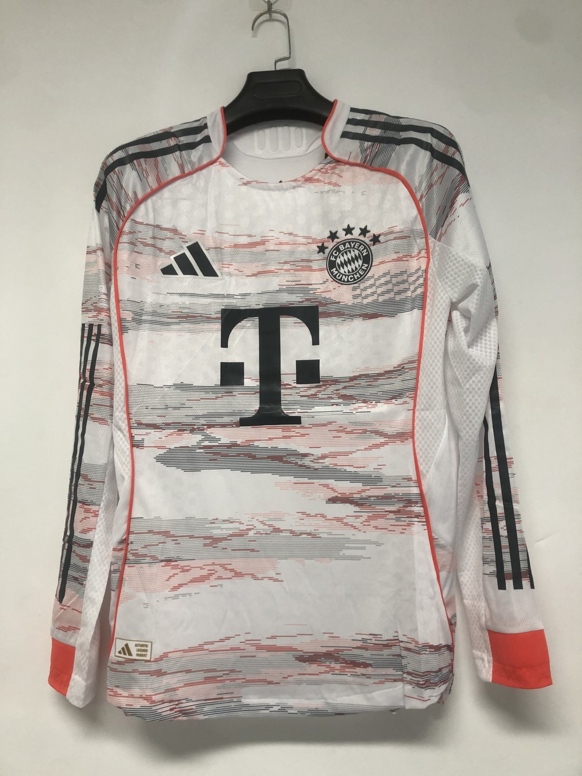 2025-26 Bayern Munich Away Long-Sleeve Jersey - Fan Edition