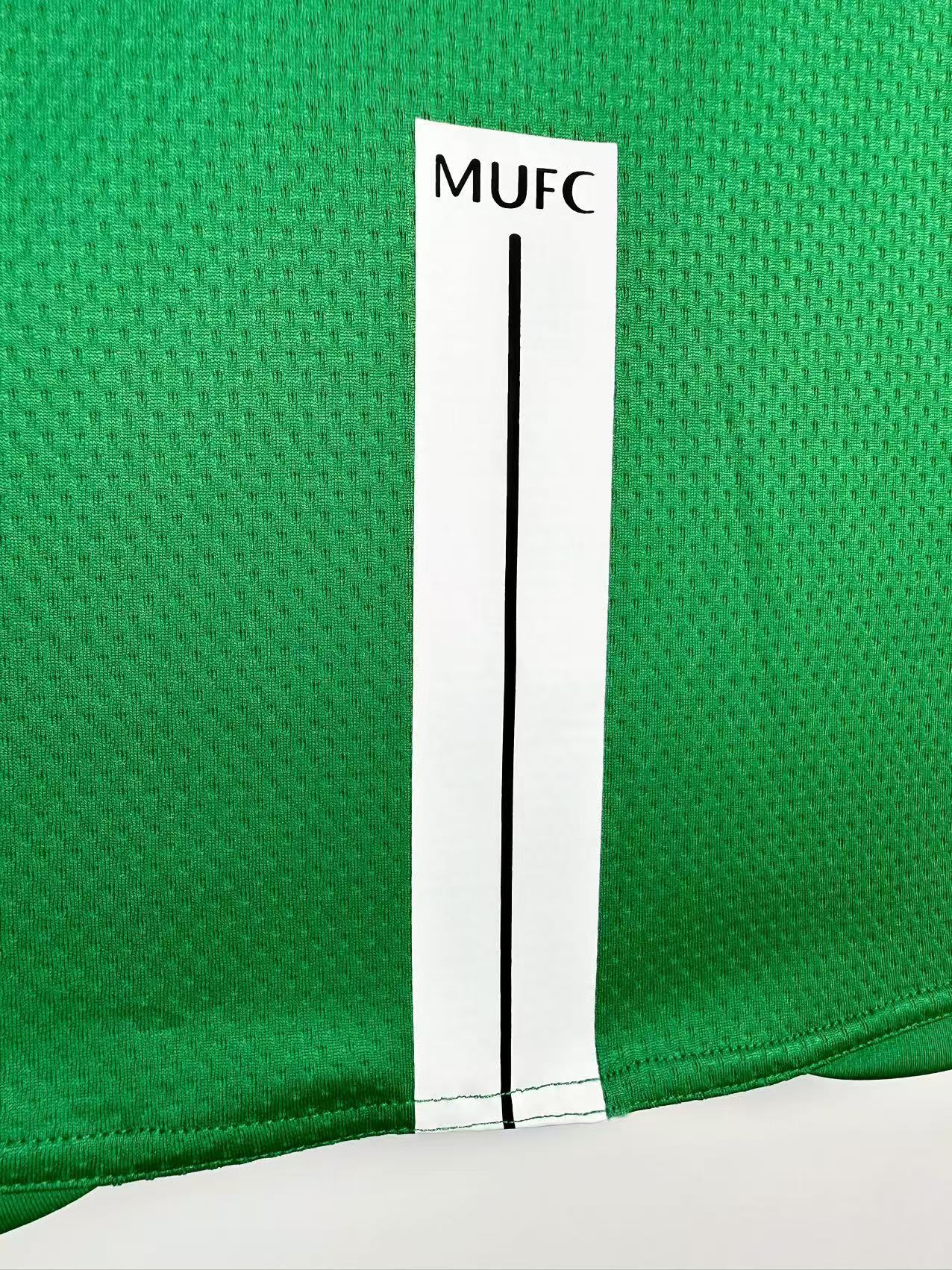 2007-08 Manchester United Retro Goalkeeper Jersey