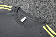 2025-26 Real Madrid dark grey short-sleeved training jersey