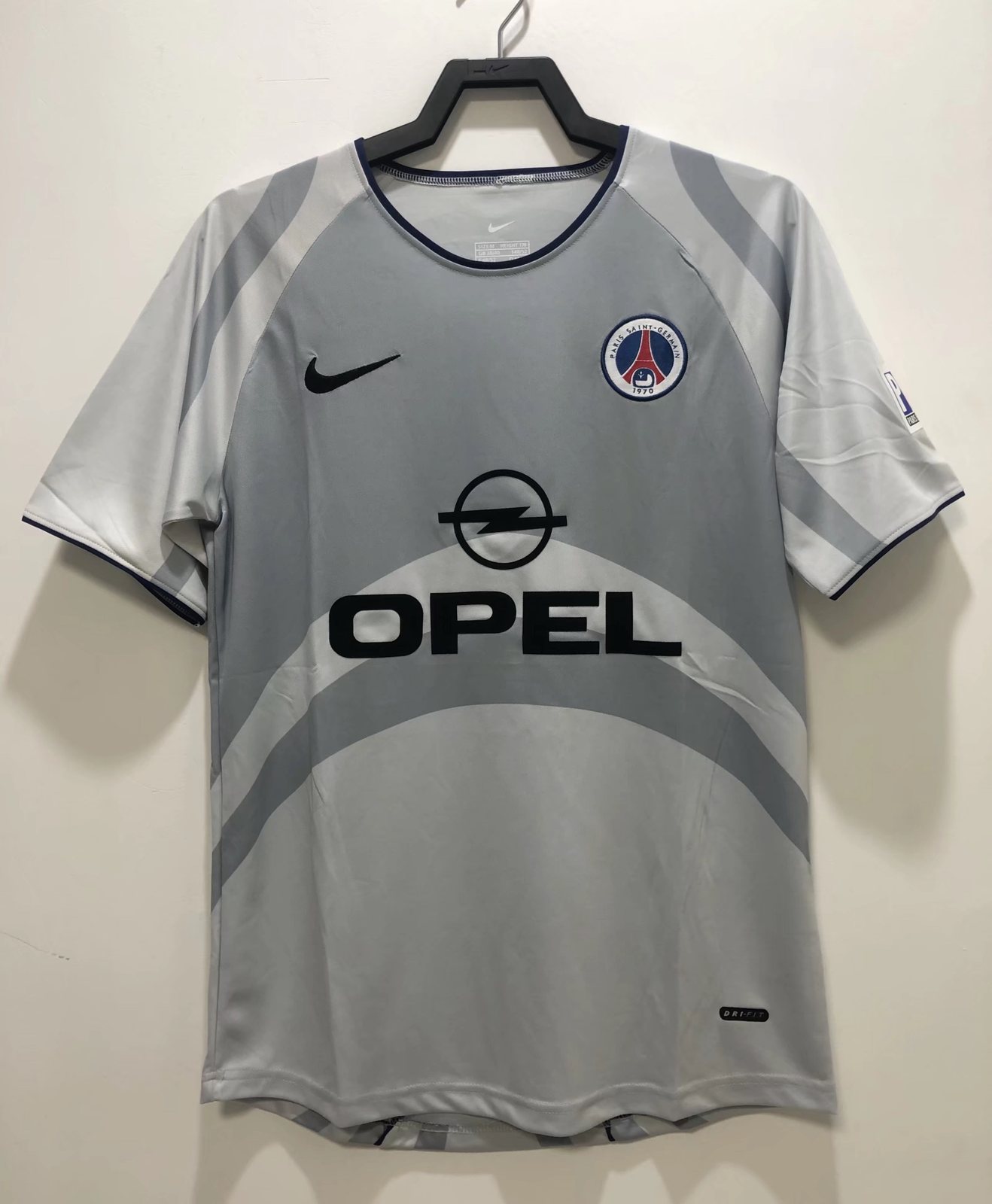 2001 Paris retro away jersey