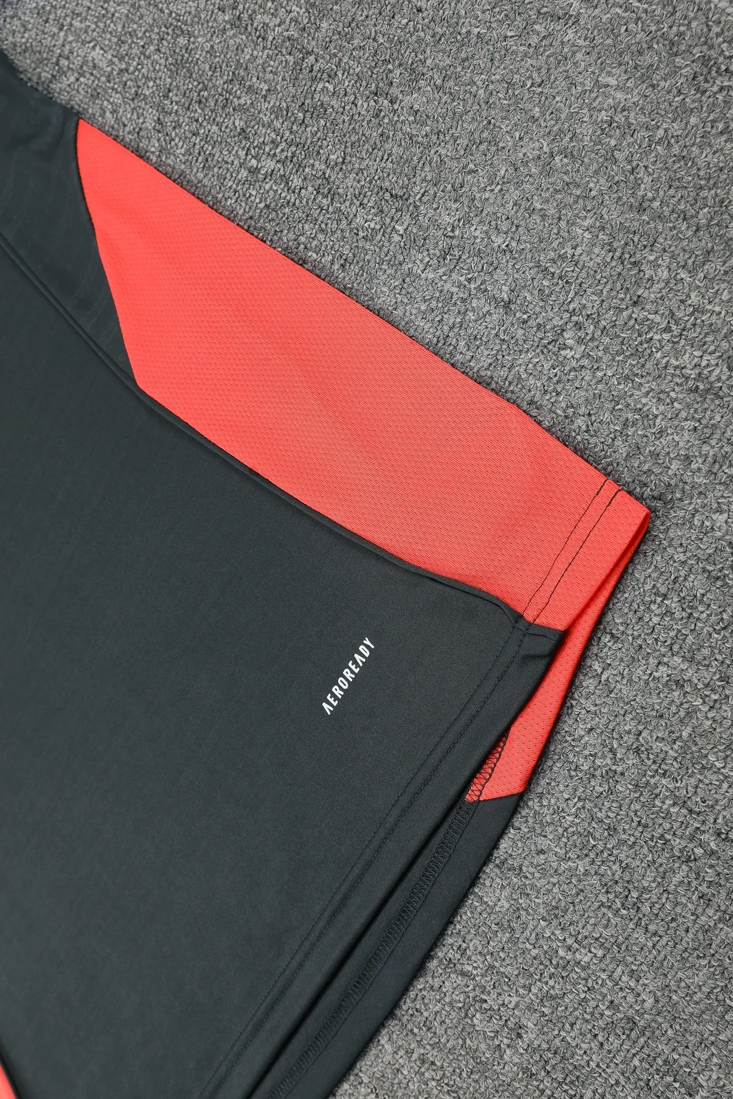 2025-26 Bayern Munich training vest jersey