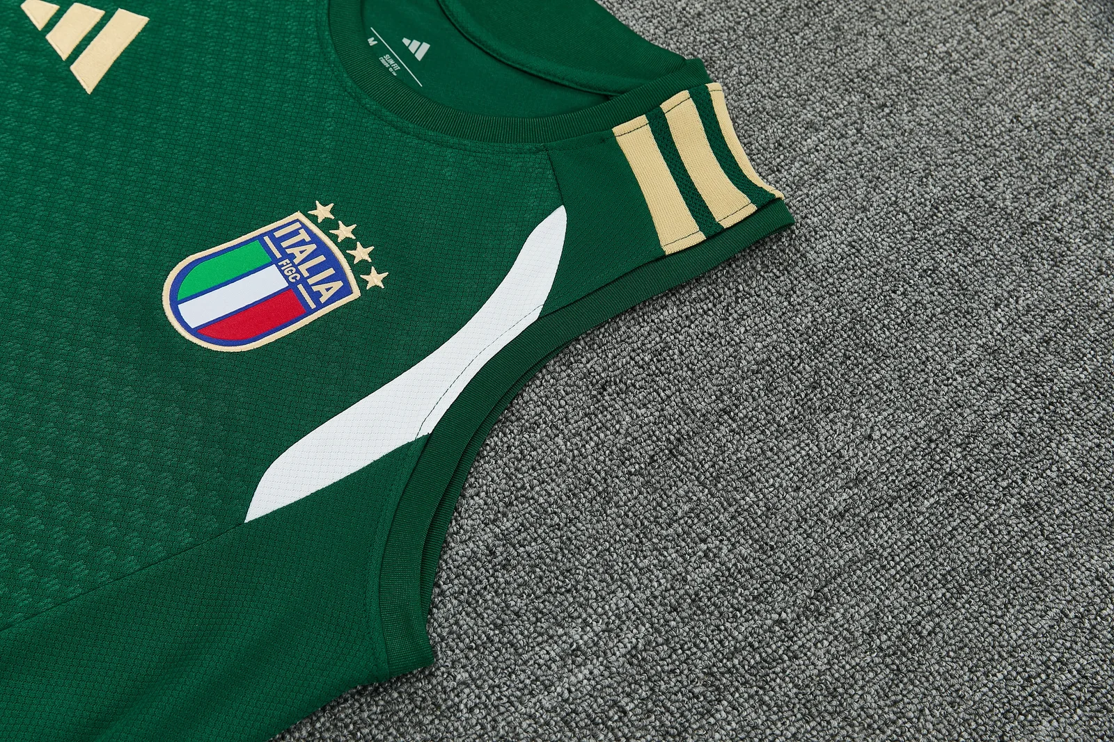 2026-27 Italy training vest jersey