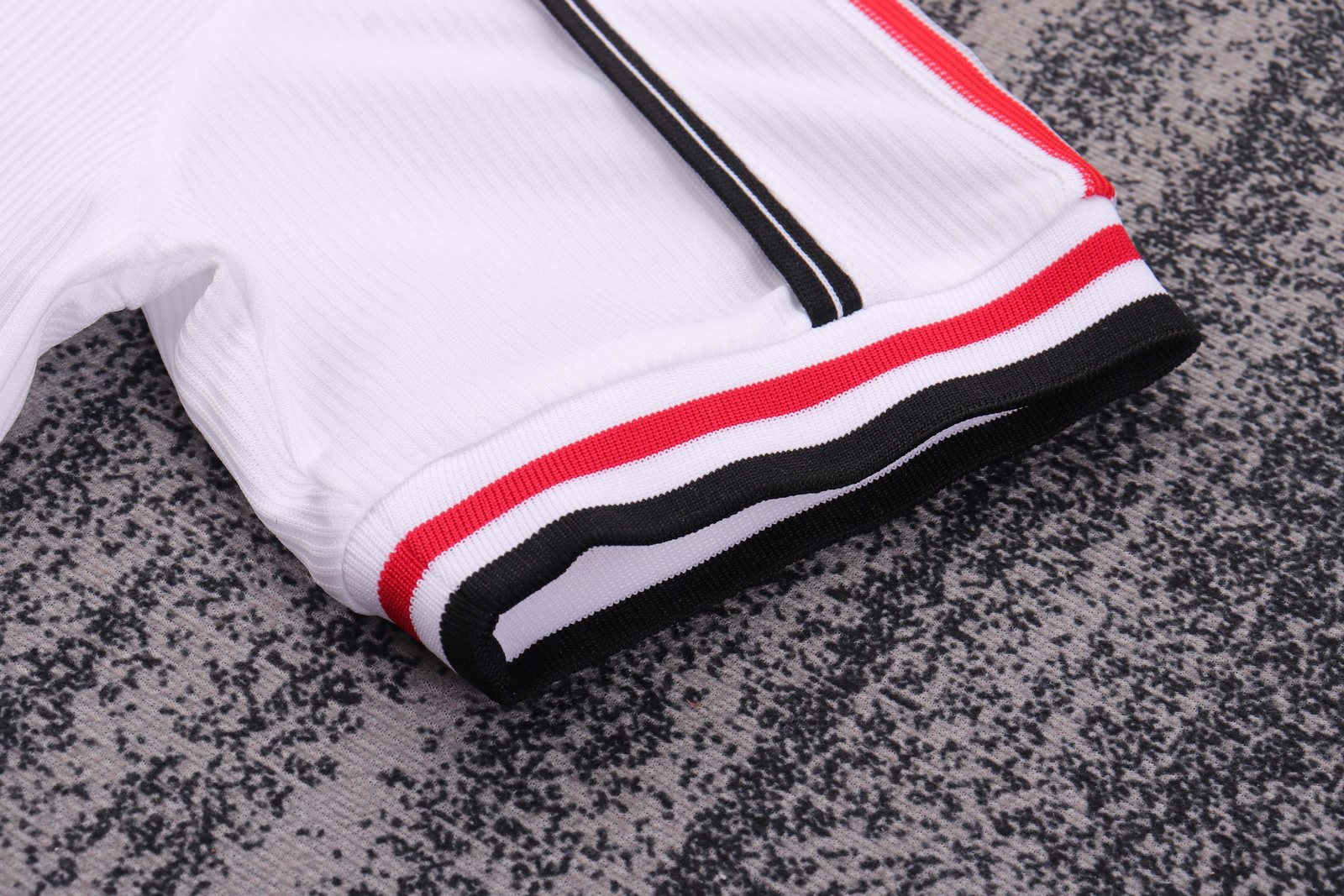 1998-99 Manchester United Commemorative Retro Jersey - Kids