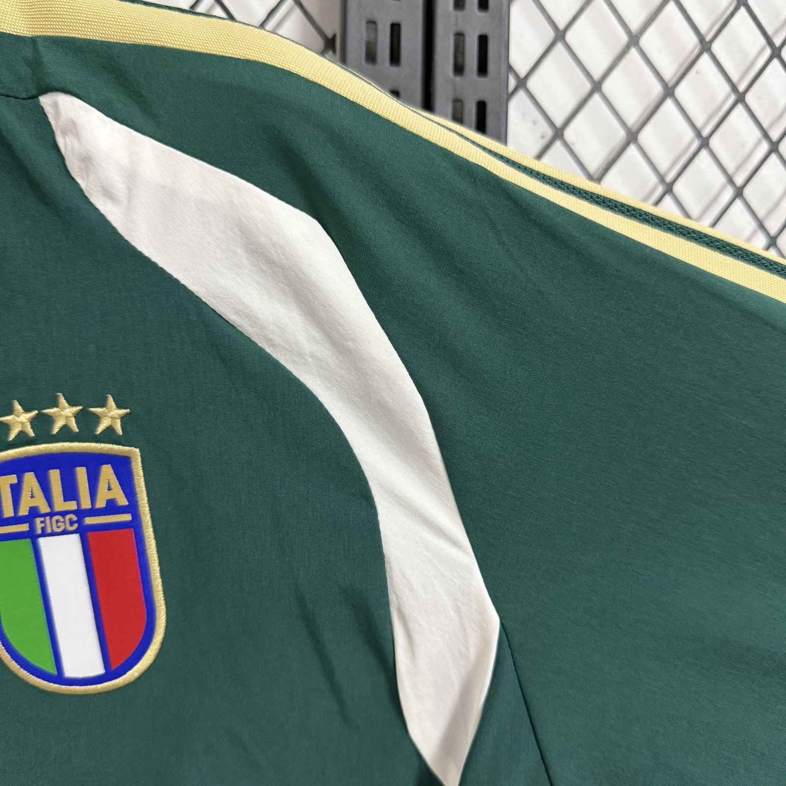 2026-27 Italian Dark Green Waterproof Casual Windbreaker