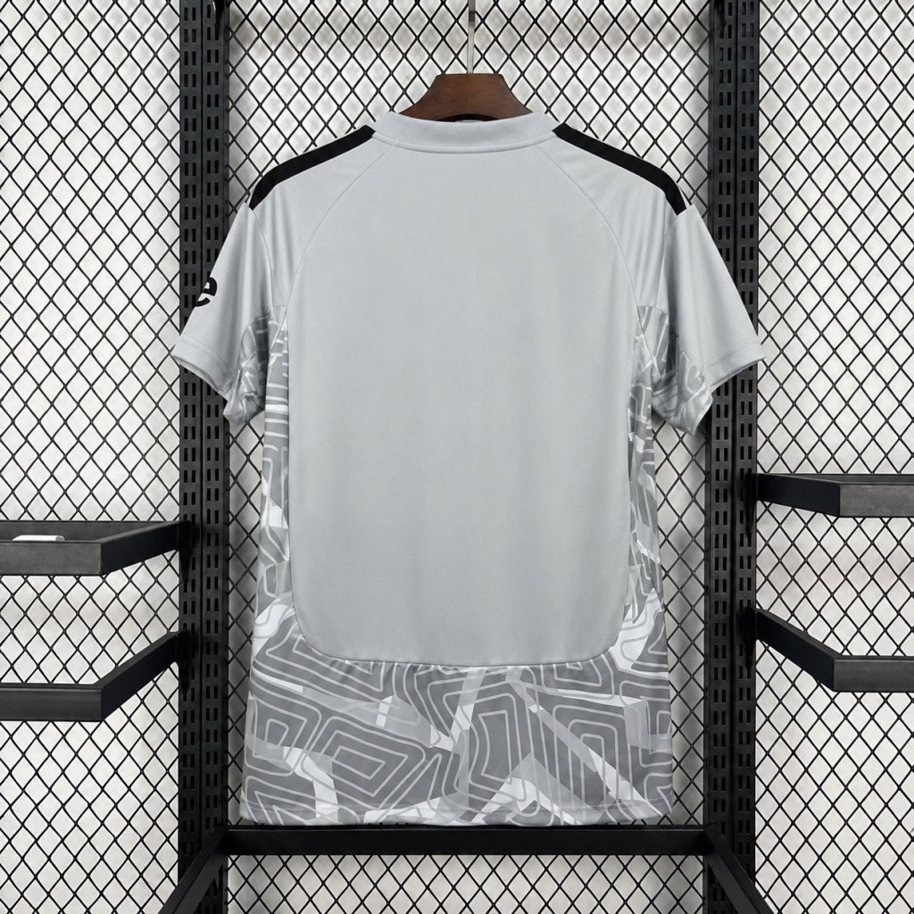 2026-27 Arsenal Goalkeeper Jersey - Fan Edition