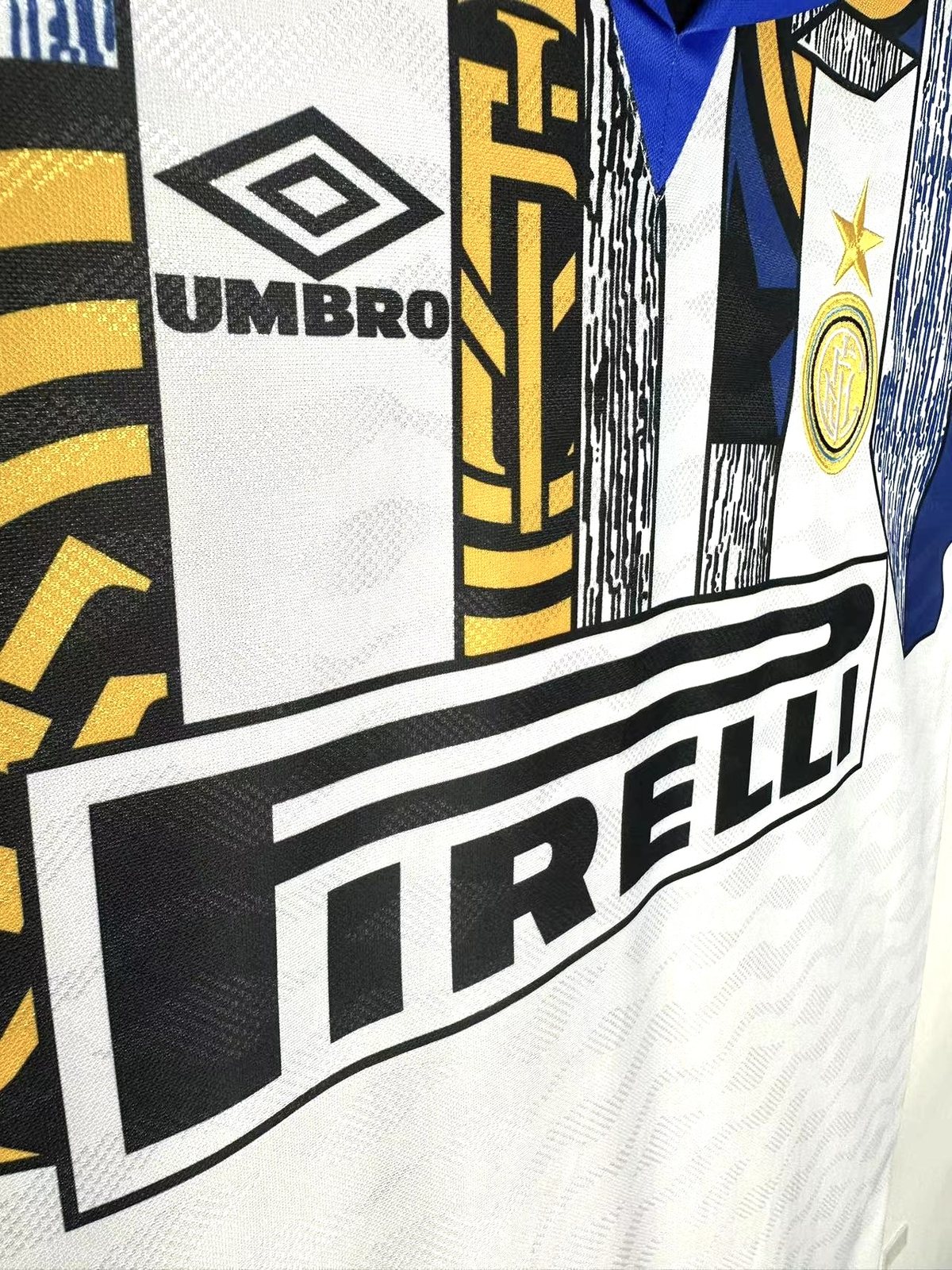 1995-96 Inter Milan Away Retro Jersey