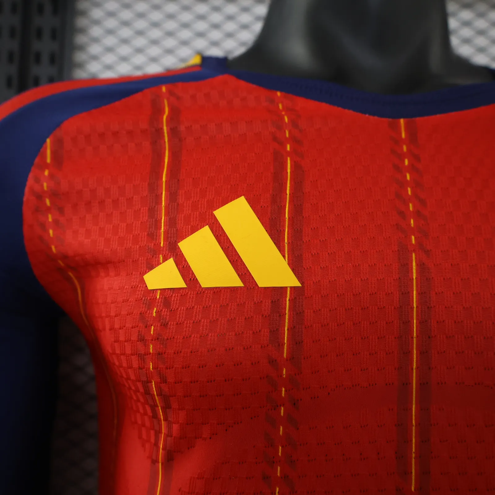 2026-27 Spain Home Long-Sleeve Jersey (with Two Stars) – Player Version
