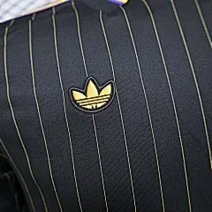 2025-26 Manchester United Casual Shirt - Player Edition