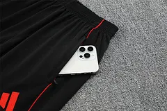 2025-26 Manchester United Red and Black Half-Pull Training Jersey