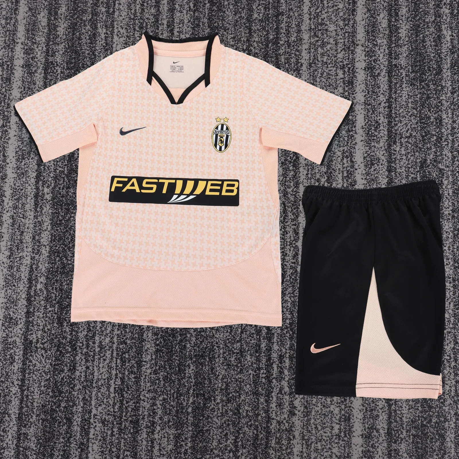2003-04 Juventus Away Retro Jersey - Children's Size