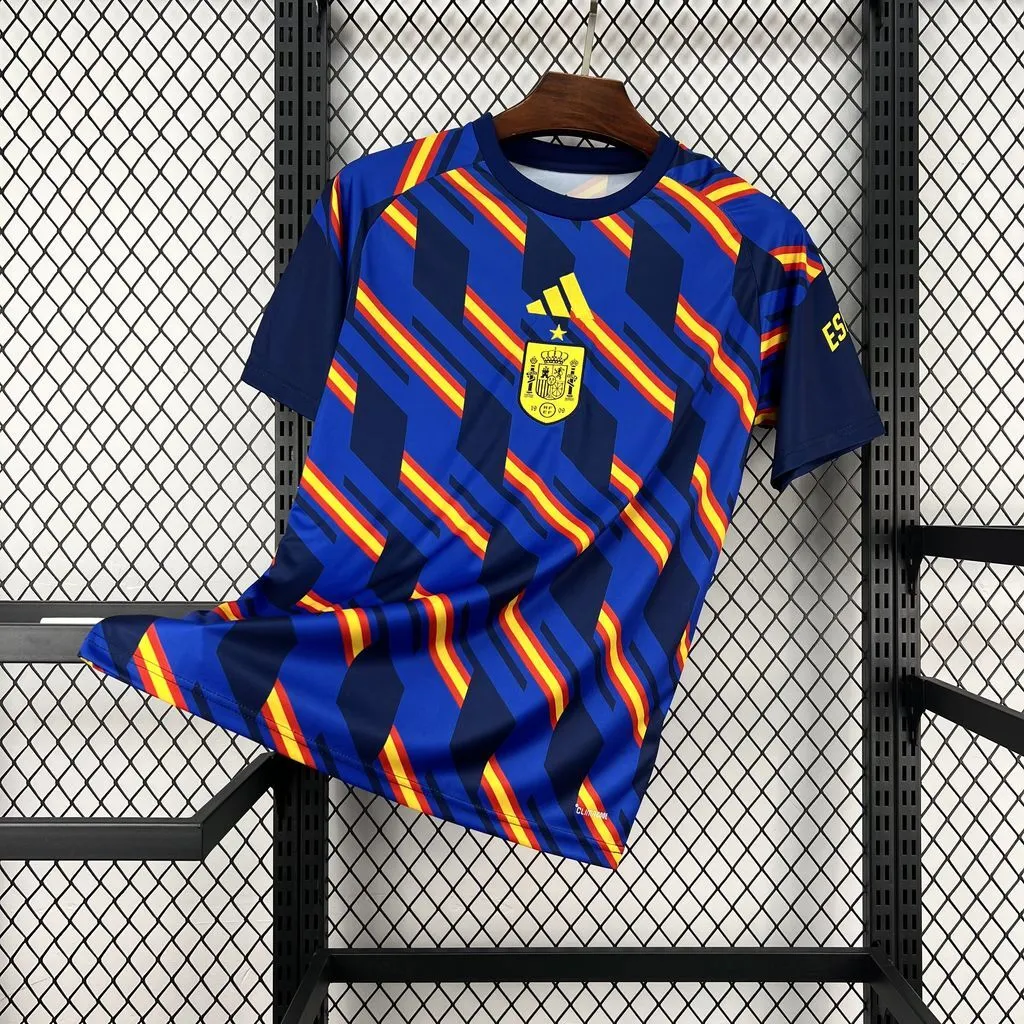 2026-27 Spain Training Jersey - Fan Edition