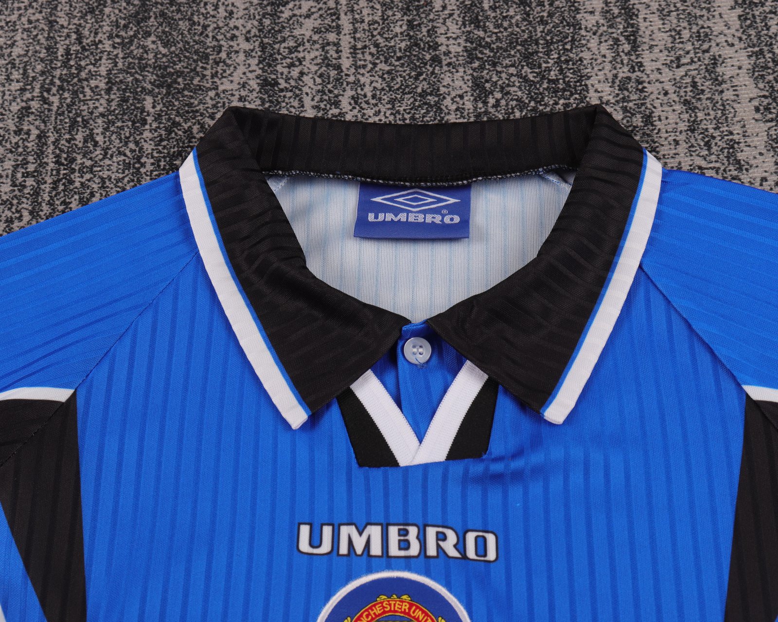 1996-98 Manchester United Away Shirt - Kids Sizes