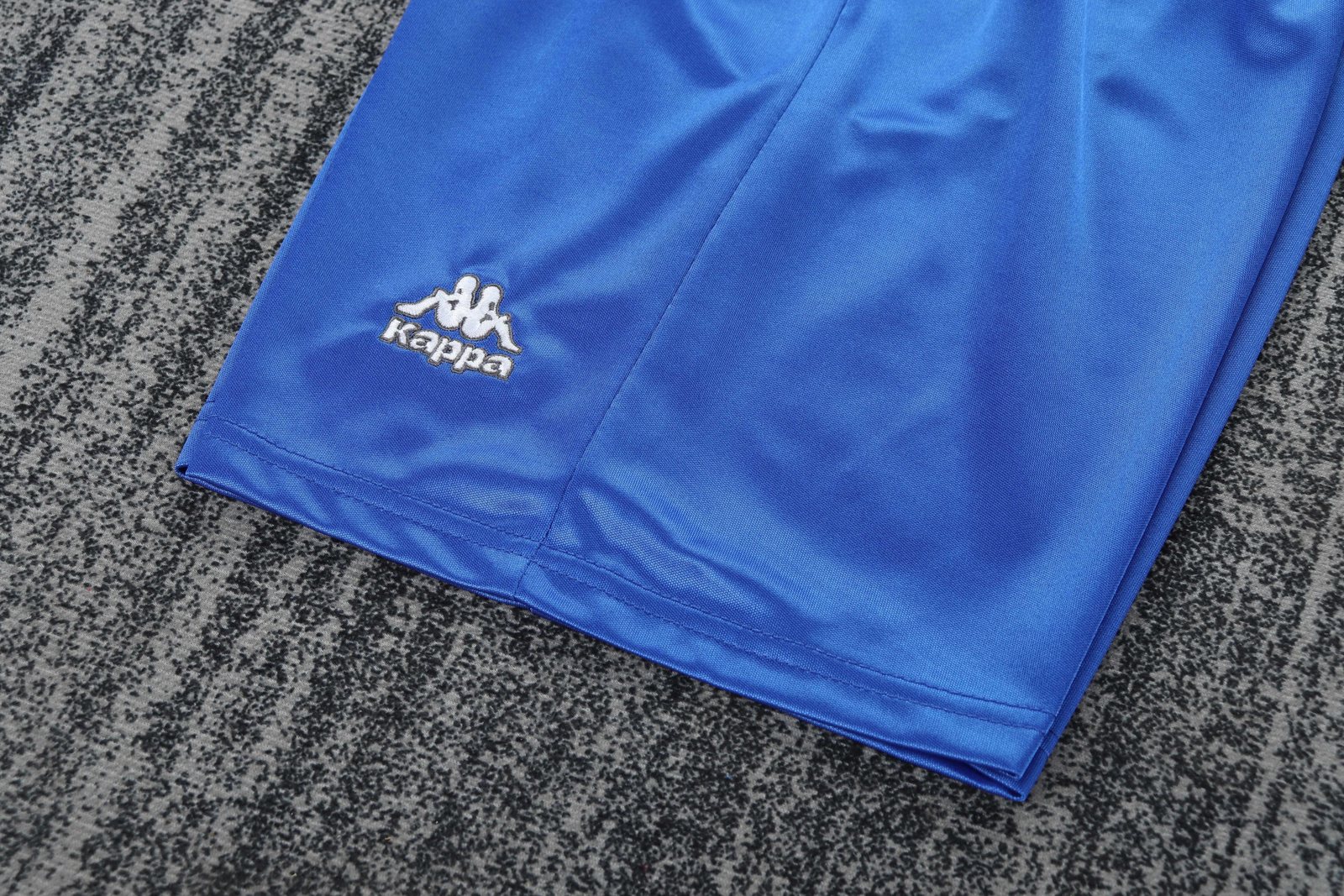 1995-96 Juventus Away Retro Jersey - Children's Size