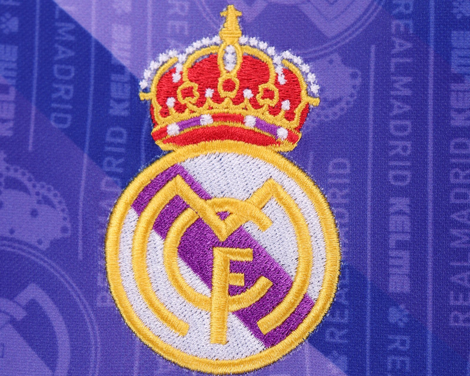 1996-97 Real Madrid Away Shirt – Kids'
