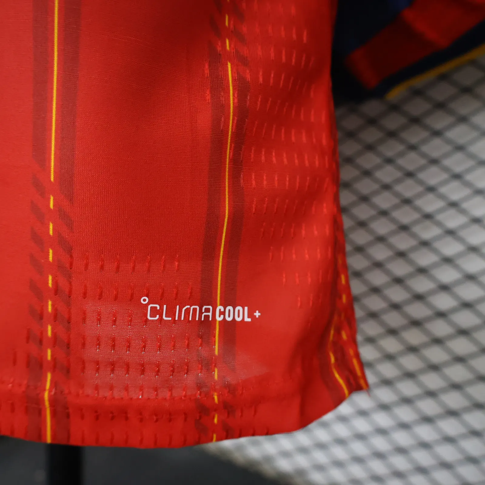 2026-27 Spain Home Long-Sleeve Jersey (with Two Stars) – Player Version