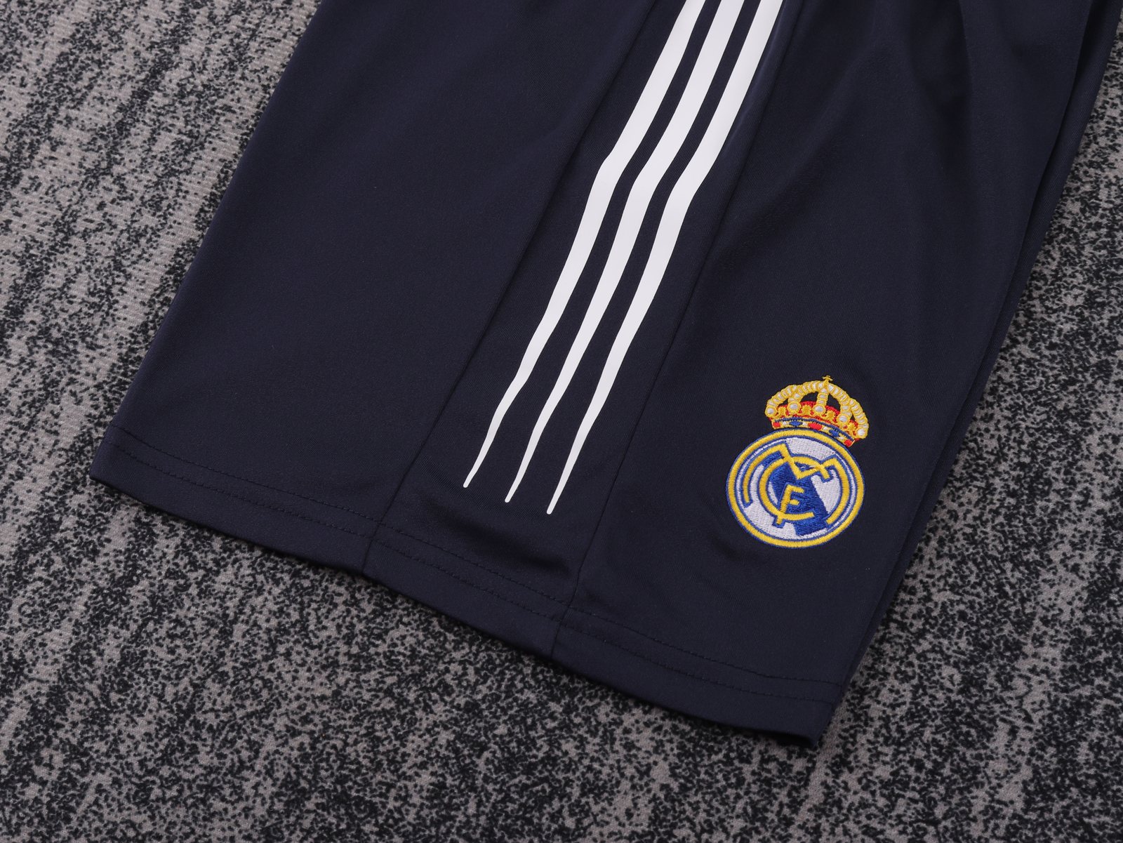 2004-05 Real Madrid Away Shirt – Kids'